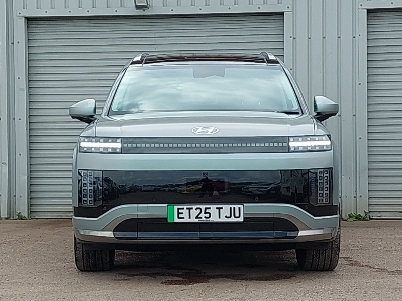 Hyundai Ioniq 84Kwh Ultimate Red #14