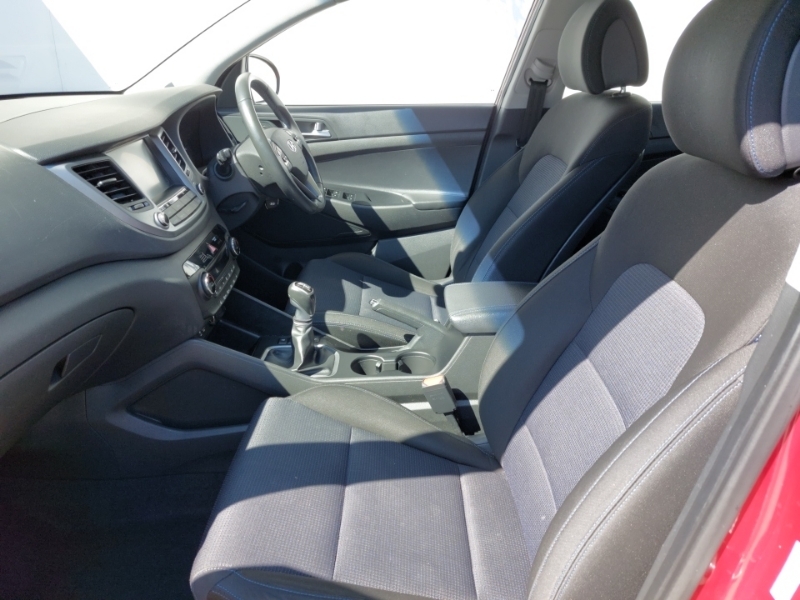 Hyundai Tucson 1.6 Gdi Blue Drive Se Nav 2Wd HF18ZYD Red #5