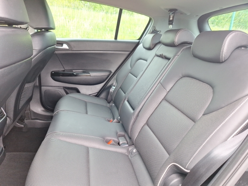 Kia Sportage 1.6 Crdi 48V Isg 4 Dct Awd Black #6