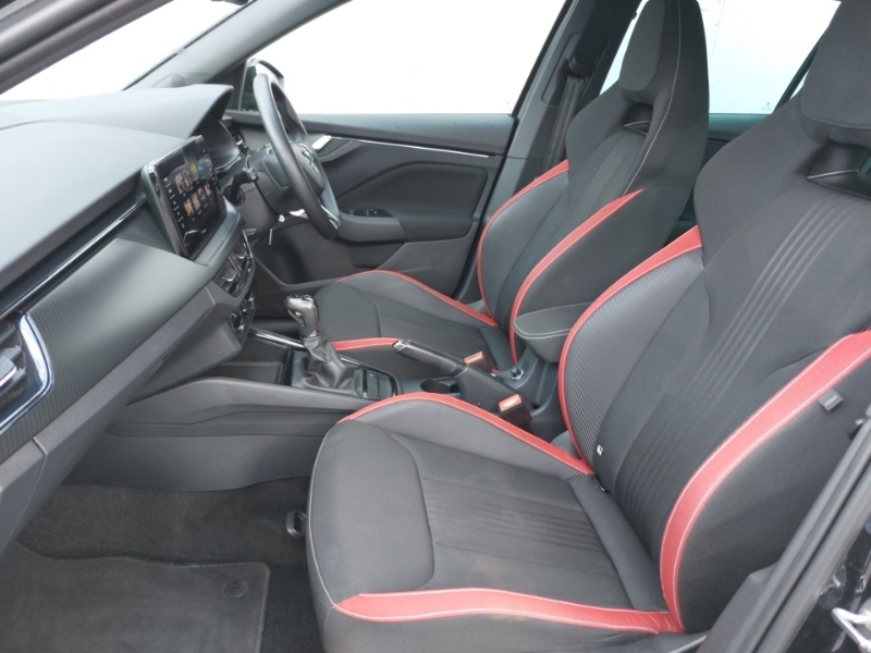 Skoda Kamiq 1.0 Tsi 110 Monte Carlo Dsg MJ72HVU Black #4