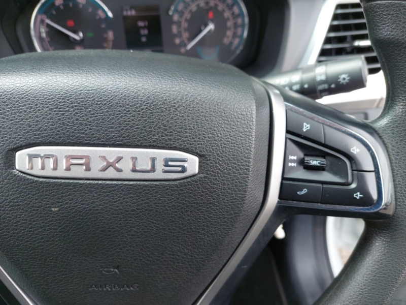 Maxus T90 Pickup White #12