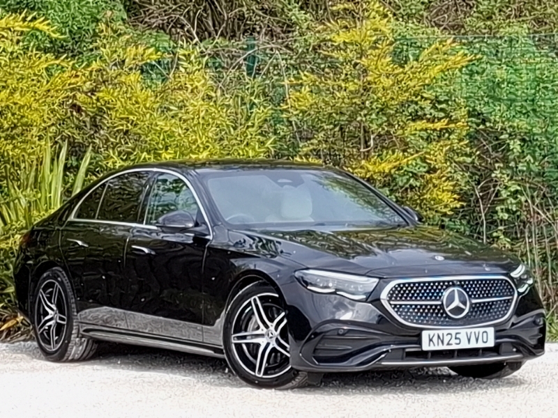 Mercedes-Benz E Class E200 Amg Line Premium 9G-tronic Pan Roof Black