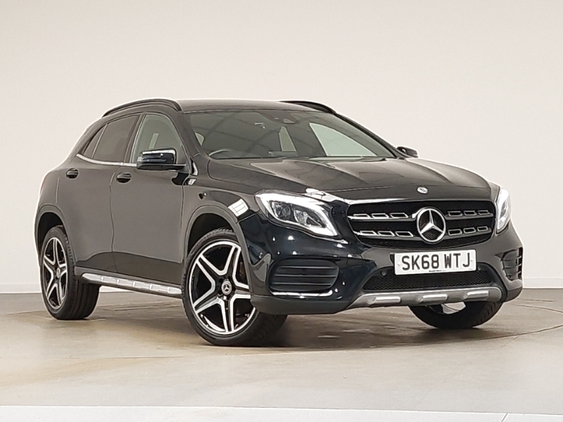 Mercedes-Benz GLA Class Gla 220D 4Matic Amg Line Premium Black