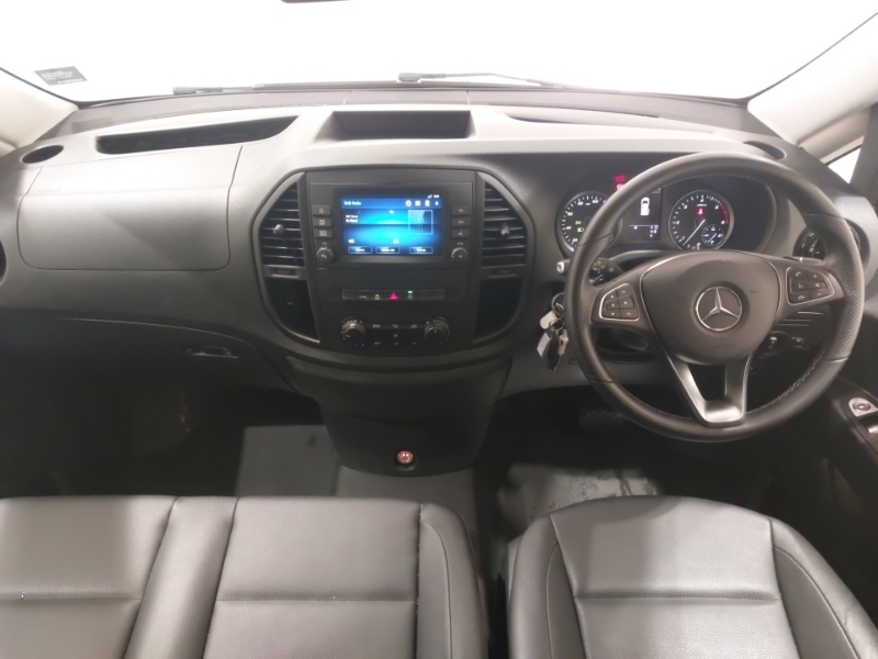 Mercedes-Benz Vito 114 Cdi Pro 9-Seater 9G-tronic KN24YRF White #3
