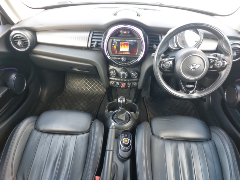 Mini Hatch 1.5 Cooper Exclusive II SC19ZNR Silver #3