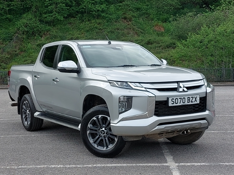 Mitsubishi L200 Double Cab Di-d 150 Barbarian 4Wd Silver