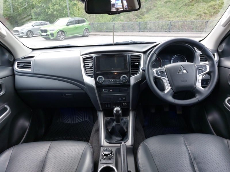 Mitsubishi L200 Double Cab Di-d 150 Barbarian 4Wd Silver #3