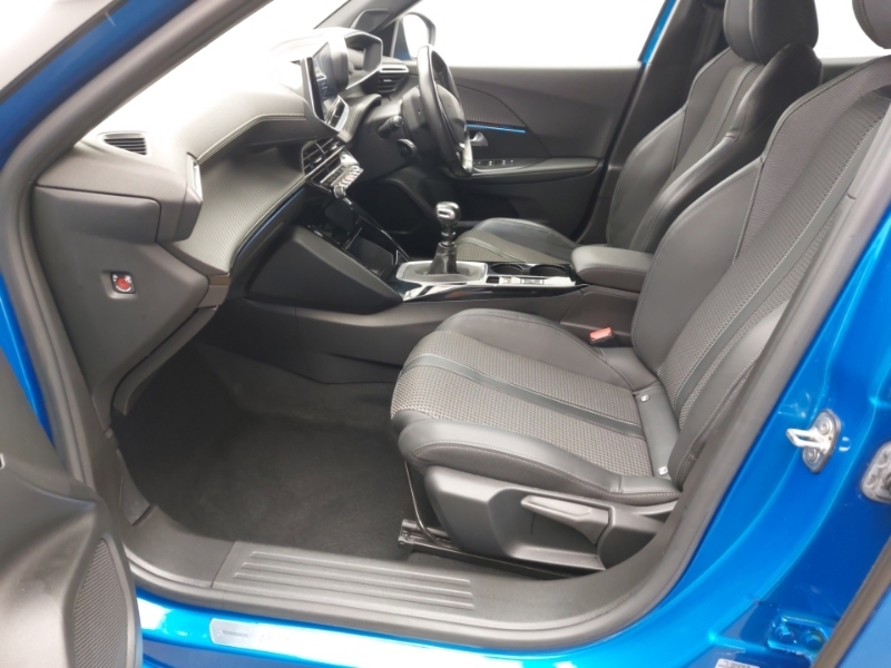Peugeot 2008 1.2 Puretech 130 Gt Line SM70XUZ Blue #5