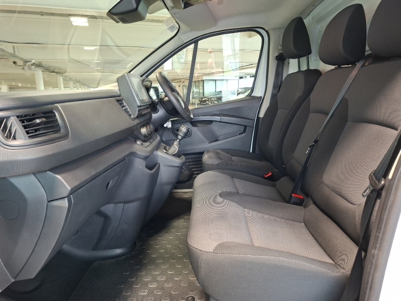 Renault Trafic Sl30 Blue Dci 130 Start Van SH24RYO White #5