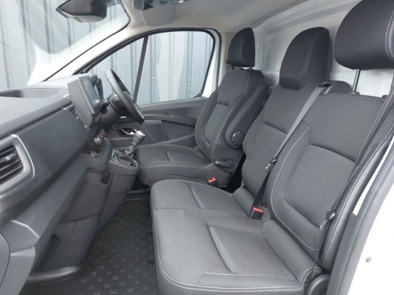 Renault Trafic Sl30 Blue Dci 130 Extra Safety Van SD26LCV White #5