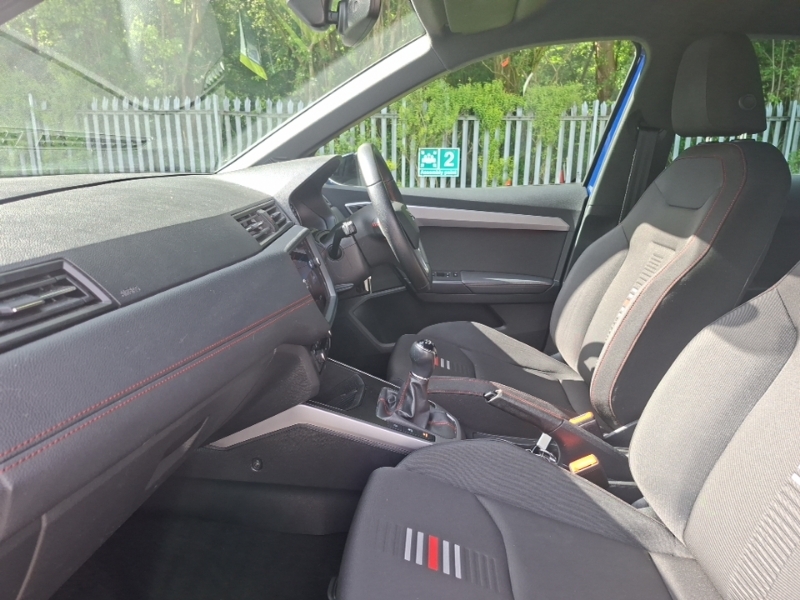 Seat Arona 1.0 Tsi 115 Fr Ez MW69FUM Blue #5