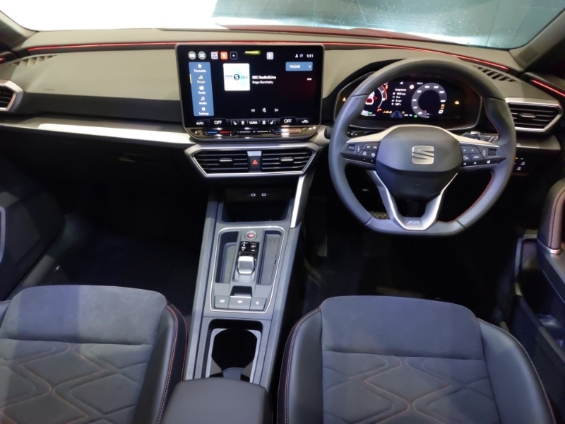 Seat Leon 1.5 Etsi 150 Fr Black Edition Dsg Dap Red #3