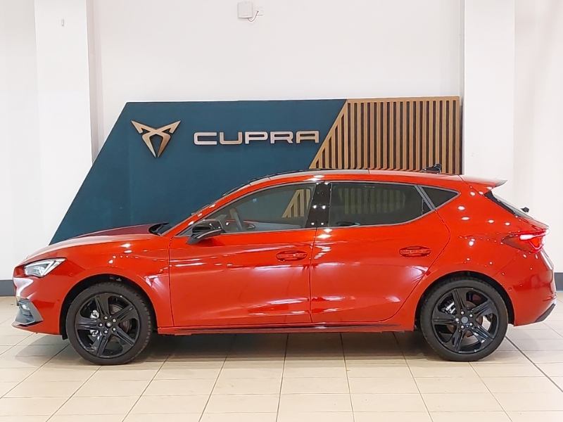 Seat Leon 1.5 Etsi 150 Fr Black Edition Dsg Dap Red #4
