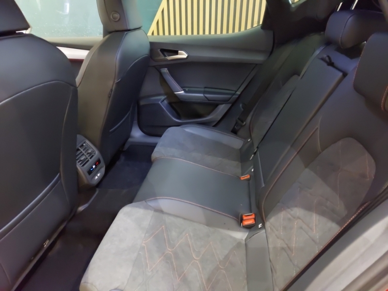 Seat Leon 1.5 Etsi 150 Fr Black Edition Dsg Dap Red #6
