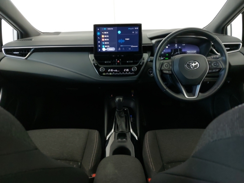 Toyota Corolla 1.8 Hybrid Icon Cvt YY23ECX White #3