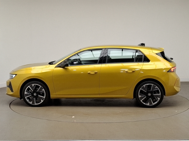 Vauxhall Astra 115Kw Design 54Kwh Yellow #4
