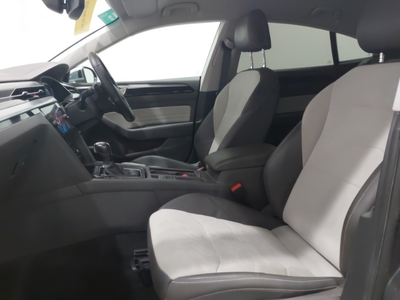 Volkswagen Arteon 2.0 Tdi 200 Elegance Dsg Grey #5