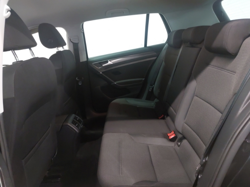 Volkswagen Golf 1.0 Tsi 115 Match Edition GD69JNX Black #6