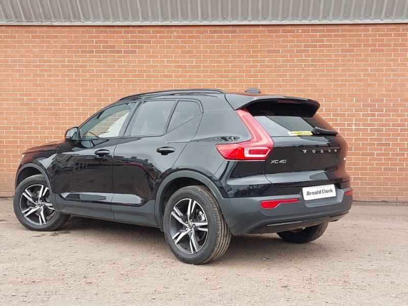 Volvo XC40 2.0 B4p R Design SG71OJL Black #2