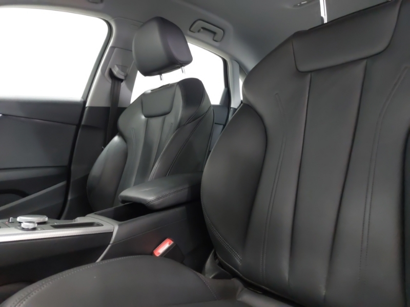 Audi A4 35 Tfsi Sport PF19VDA Black #5
