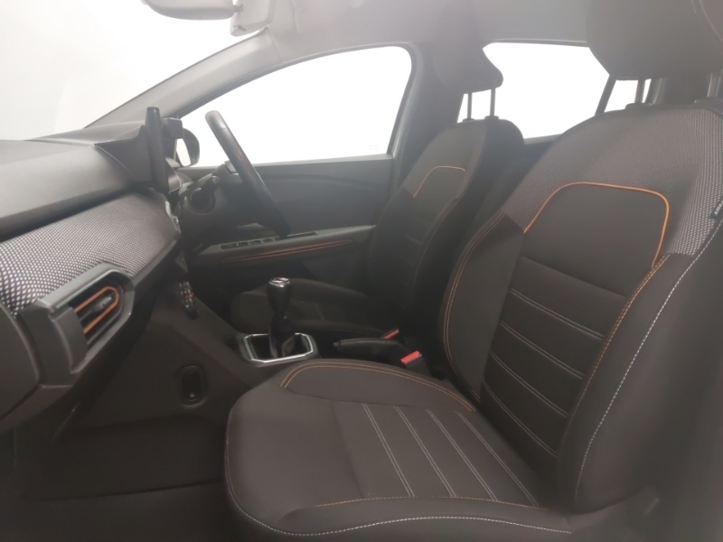 Dacia Sandero Stepway 1.0 Tce Comfort SJ72OHG White #5