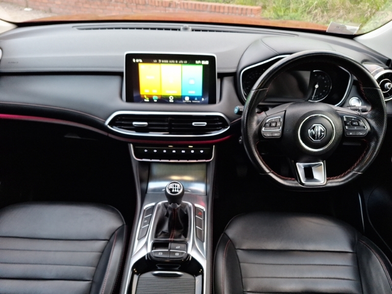 MG HS 1.5 T-gdi Exclusive LA69ZCE Red #3