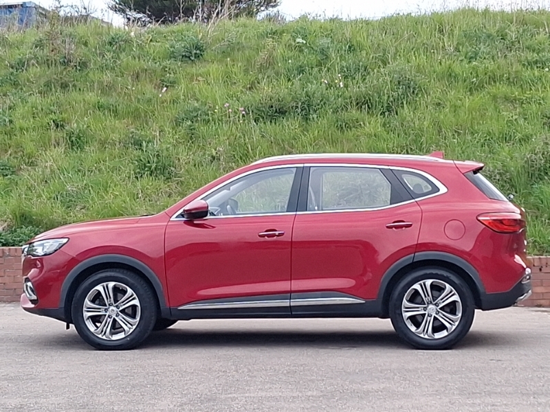 MG HS 1.5 T-gdi Exclusive LA69ZCE Red #4