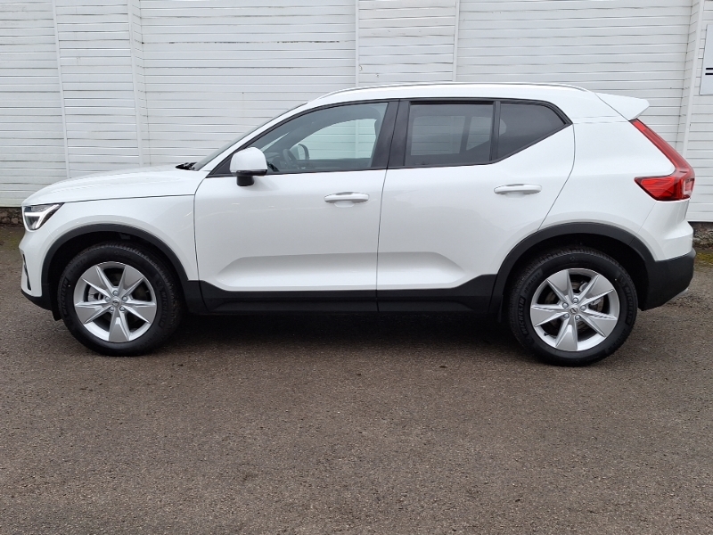 Volvo XC40 2.0 B3p Core SL75TXU White #4