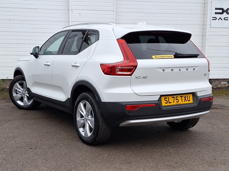 Volvo XC40 2.0 B3p Core SL75TXU White #2