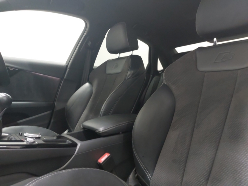 Audi A4 35 Tfsi Black Edition NH19ZKF White #5