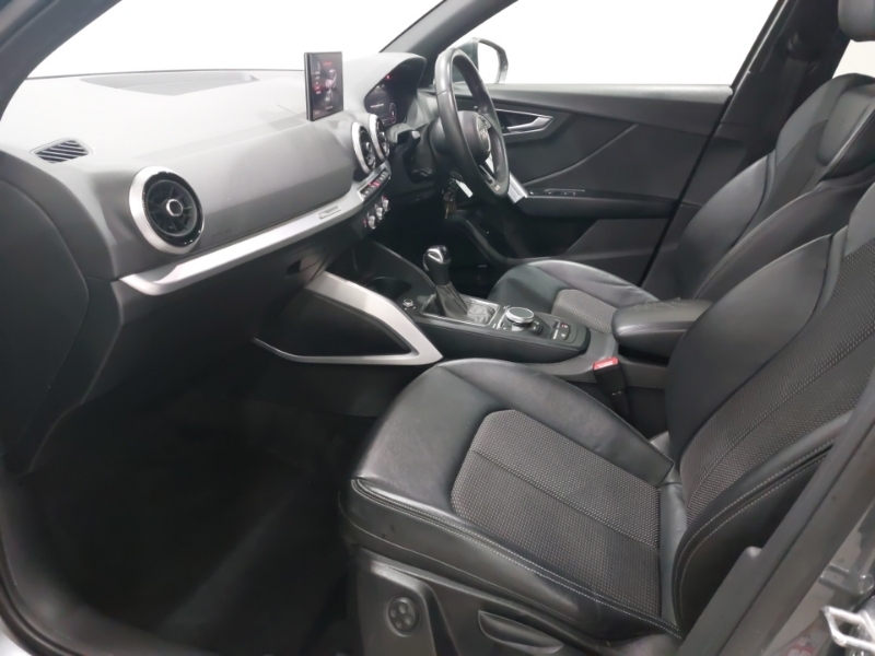 Audi Q2 35 Tfsi S Line S Tronic EK23NYY Grey #5