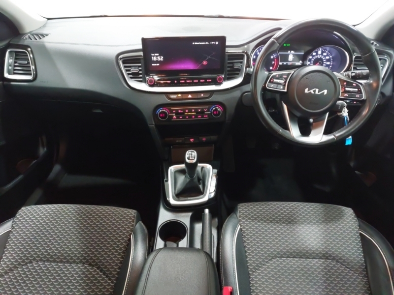 Kia Ceed 1.5T Gdi Isg 3 RV23VFT Grey #3