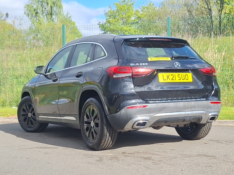Mercedes-Benz GLA Class Gla 200 Sport LK21SUO Black #2