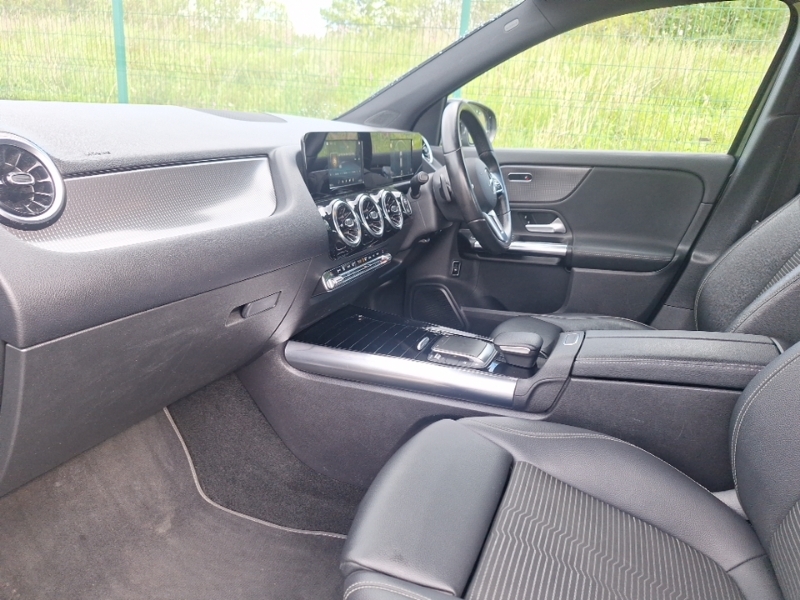 Mercedes-Benz GLA Class Gla 200 Sport LK21SUO Black #5