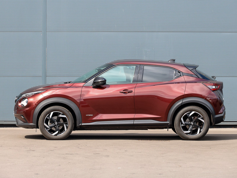 Nissan Juke 1.6 Hybrid N-connecta MD72GBV Red #4
