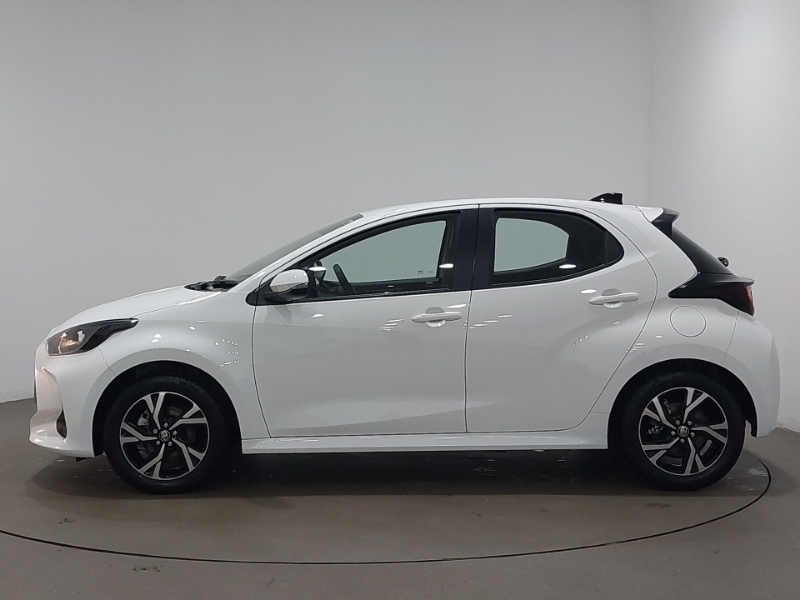 Toyota Yaris 1.5 Hybrid Icon Cvt PY25NVR White #4