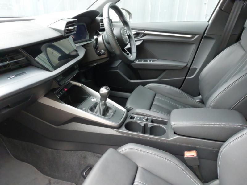 Audi A3 35 Tfsi S Line RK24MVJ White #5