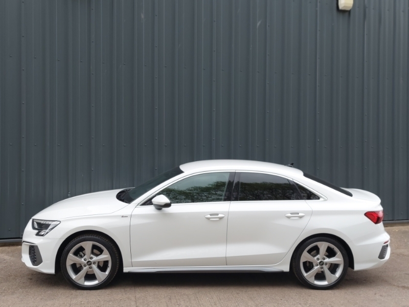 Audi A3 35 Tfsi S Line RK24MVJ White #4