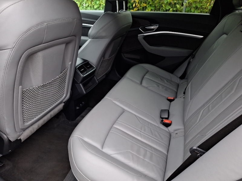 Audi E-tron 300Kw 55 Quattro 95Kwh Black Edition Black #6