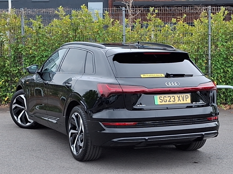 Audi E-tron 300Kw 55 Quattro 95Kwh Black Edition Black #2