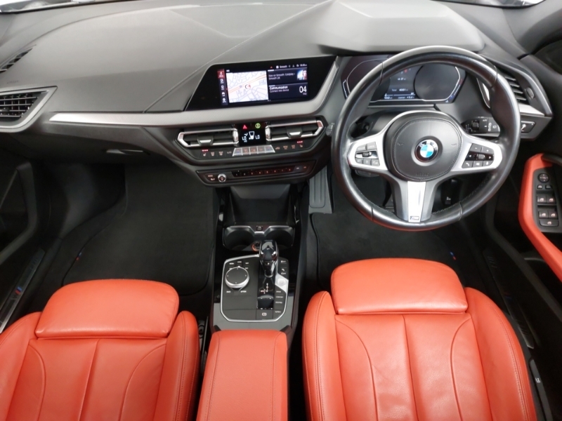 BMW 1 Series 118I M Sport Step LV70OCL Black #4