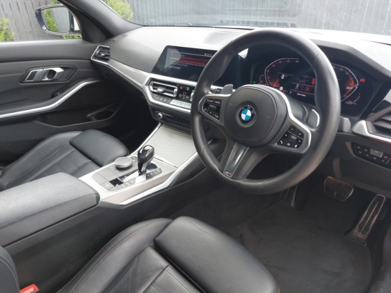 BMW 3 Series 320I M Sport Step YF70WMW White #6