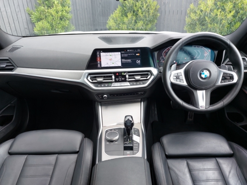 BMW 3 Series 320I M Sport Step YF70WMW White #4