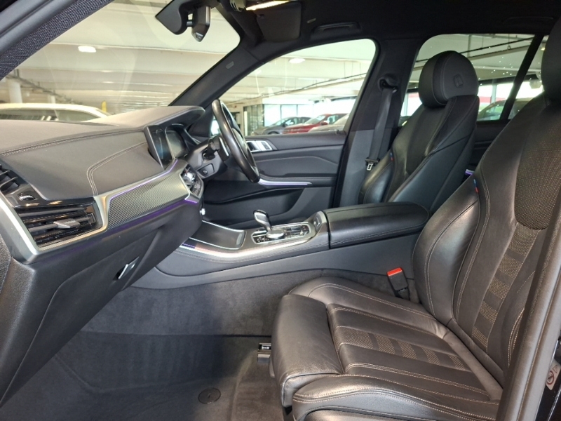BMW X5 Xdrive40i M Sport EJ19WCV Black #5