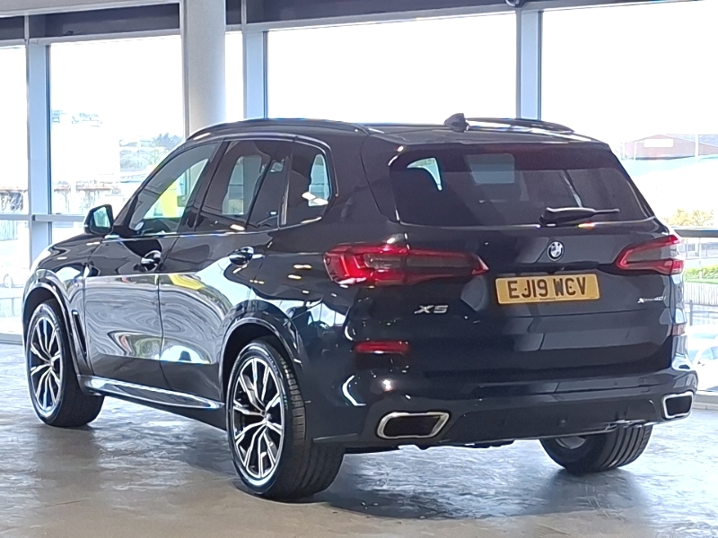 BMW X5 Xdrive40i M Sport EJ19WCV Black #2