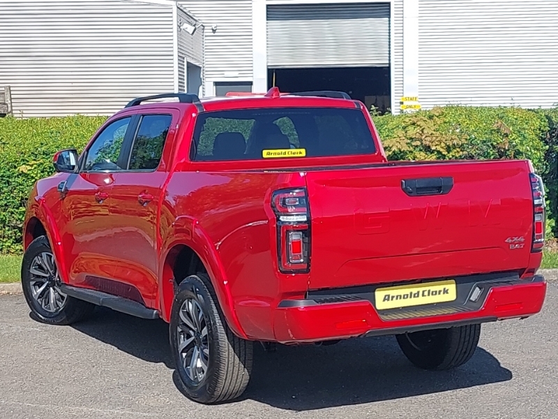 Great Wall POER300 2.4D Turbo Ultra Double Cab Pickup 4X4 Red #2