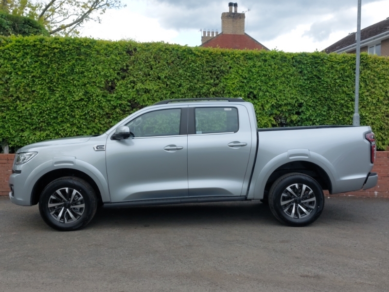 Great Wall POER300 2.4D Turbo Lux Double Cab Pickup 4X4 Silver #4