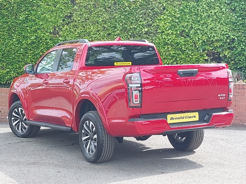 Great Wall POER300 2.4D Turbo Ultra Double Cab Pickup 4X4 Red #2