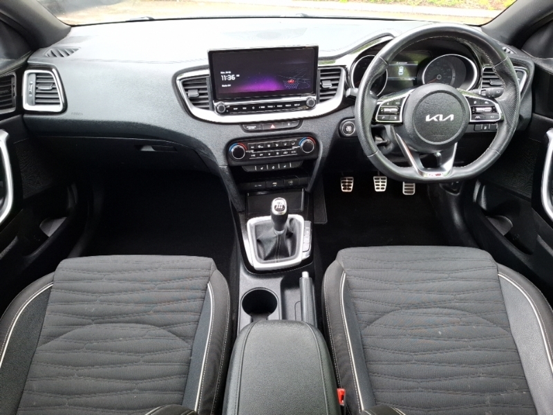 Kia Ceed 1.5T Gdi Isg Gt-line SG23VDY White #3
