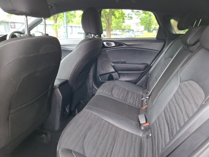 Kia Ceed 1.5T Gdi Isg Gt-line SG23VDY White #6